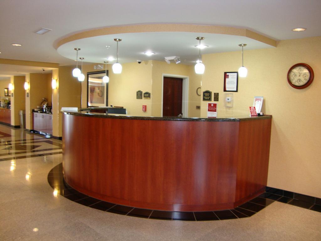 Hotel Comfort Cincinnati Airport 2*