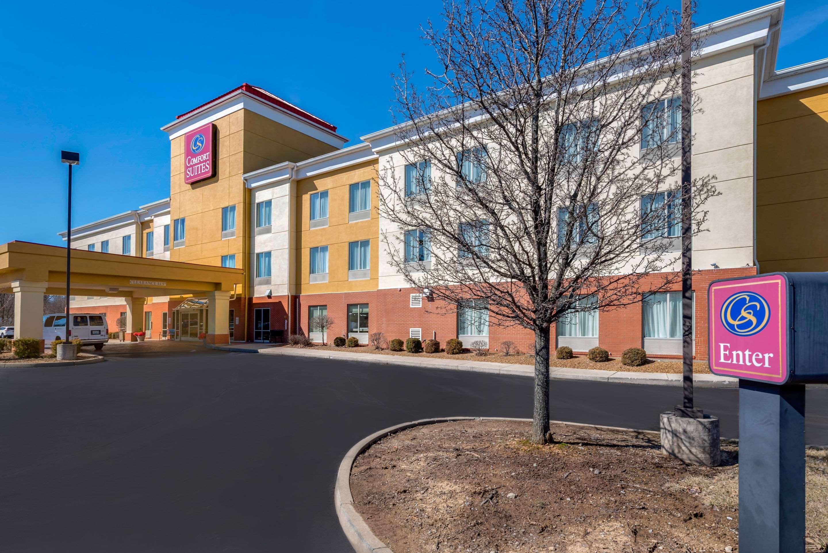 Hotel Comfort Cincinnati Airport 2*