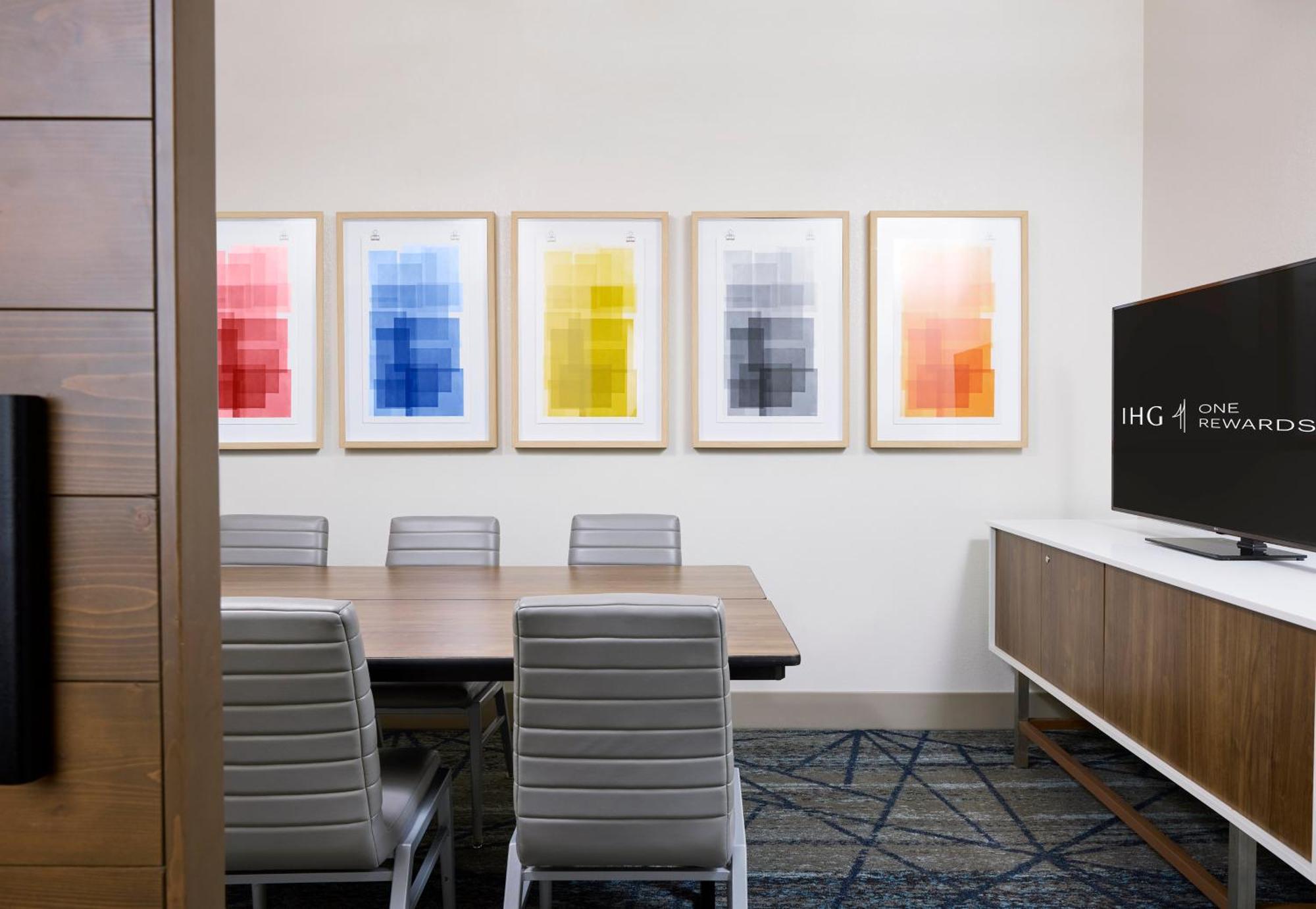 Comfort Cincinnati Airport Hotel 2*