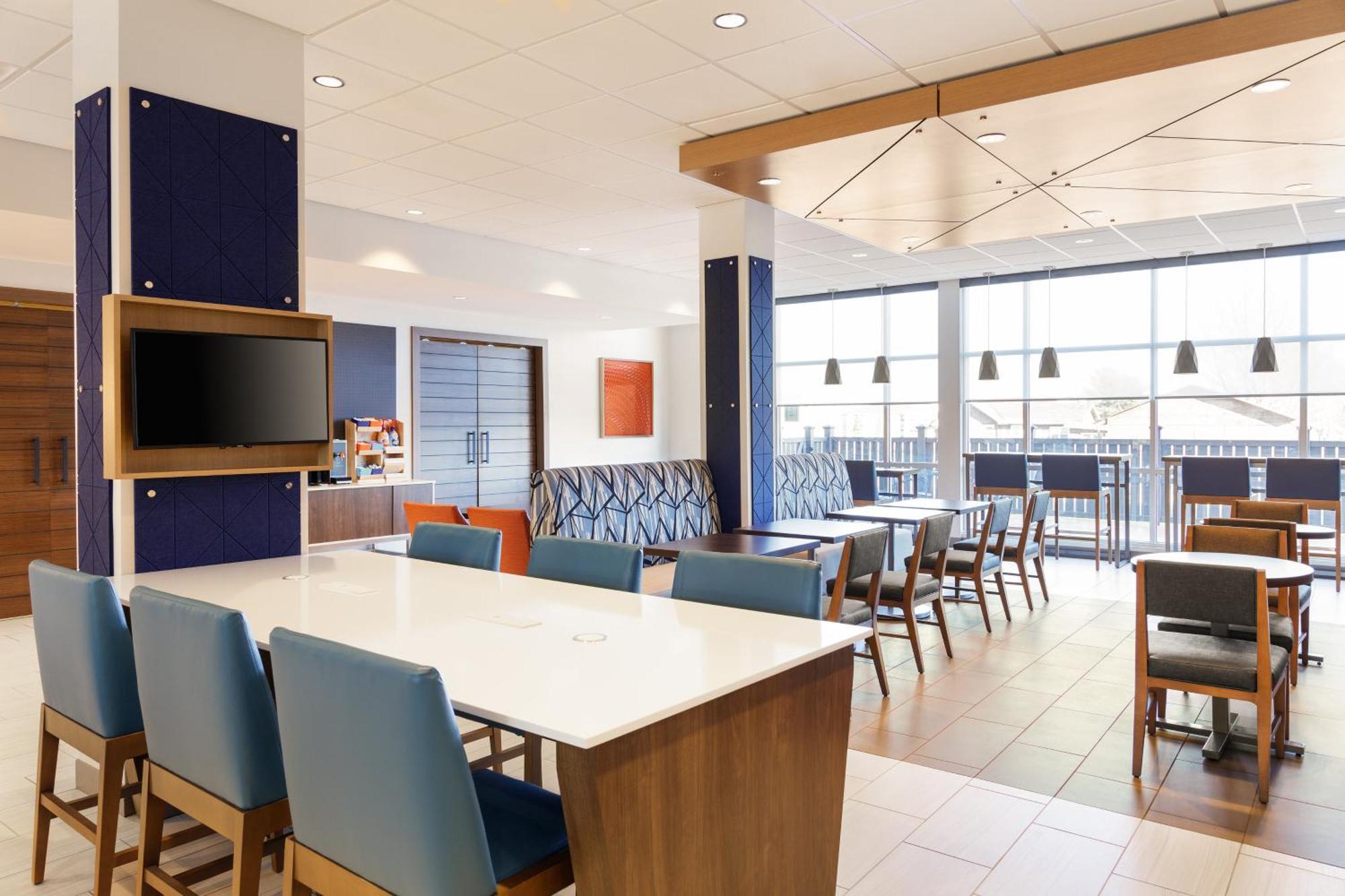 Comfort Cincinnati Airport Hotel Hebron